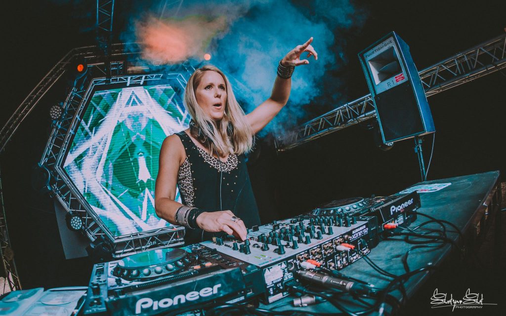 Nikki S - one of the leading psytrance djs